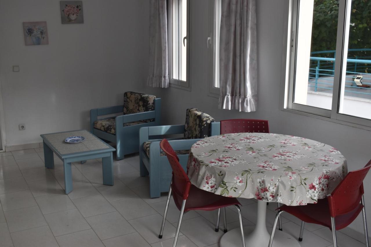 Niki Apartments ポリフロノ エクステリア 写真