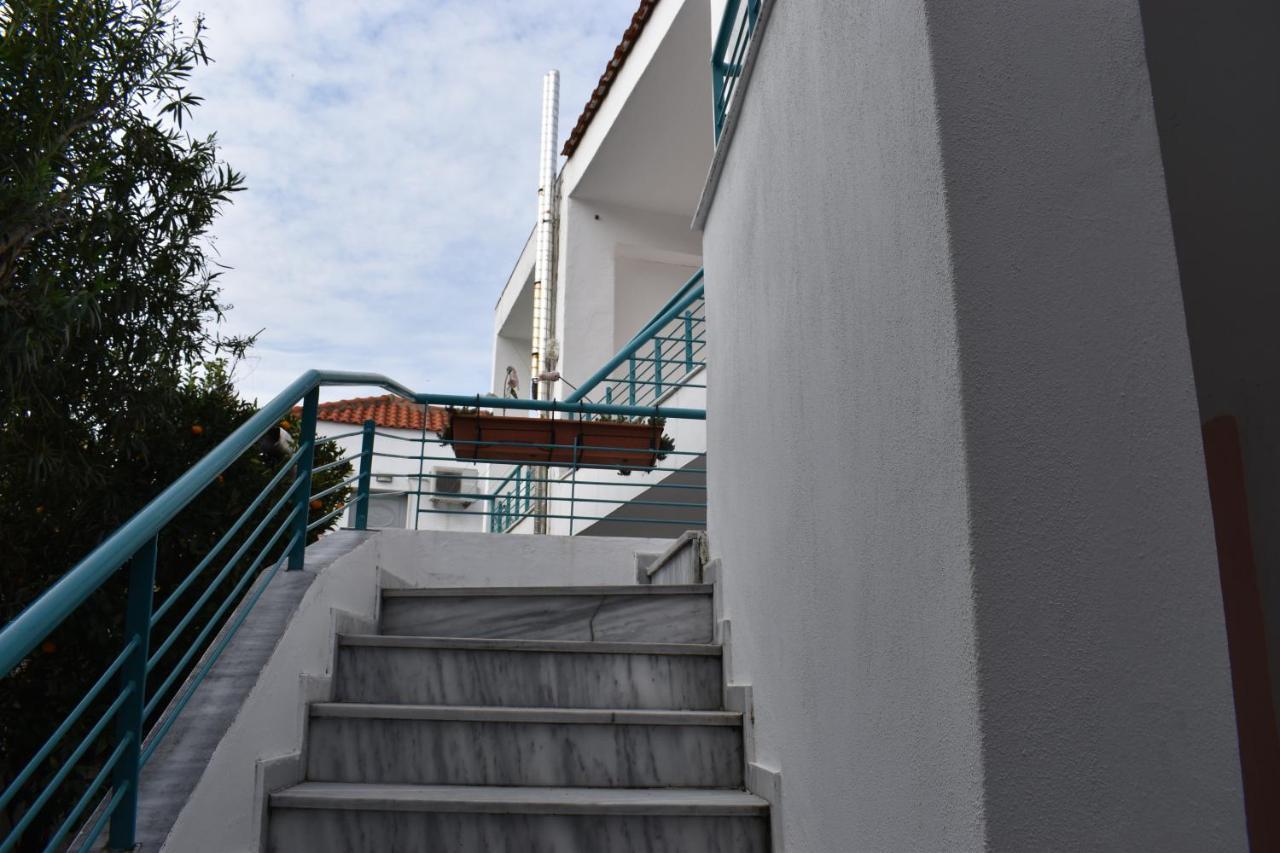 Niki Apartments ポリフロノ エクステリア 写真
