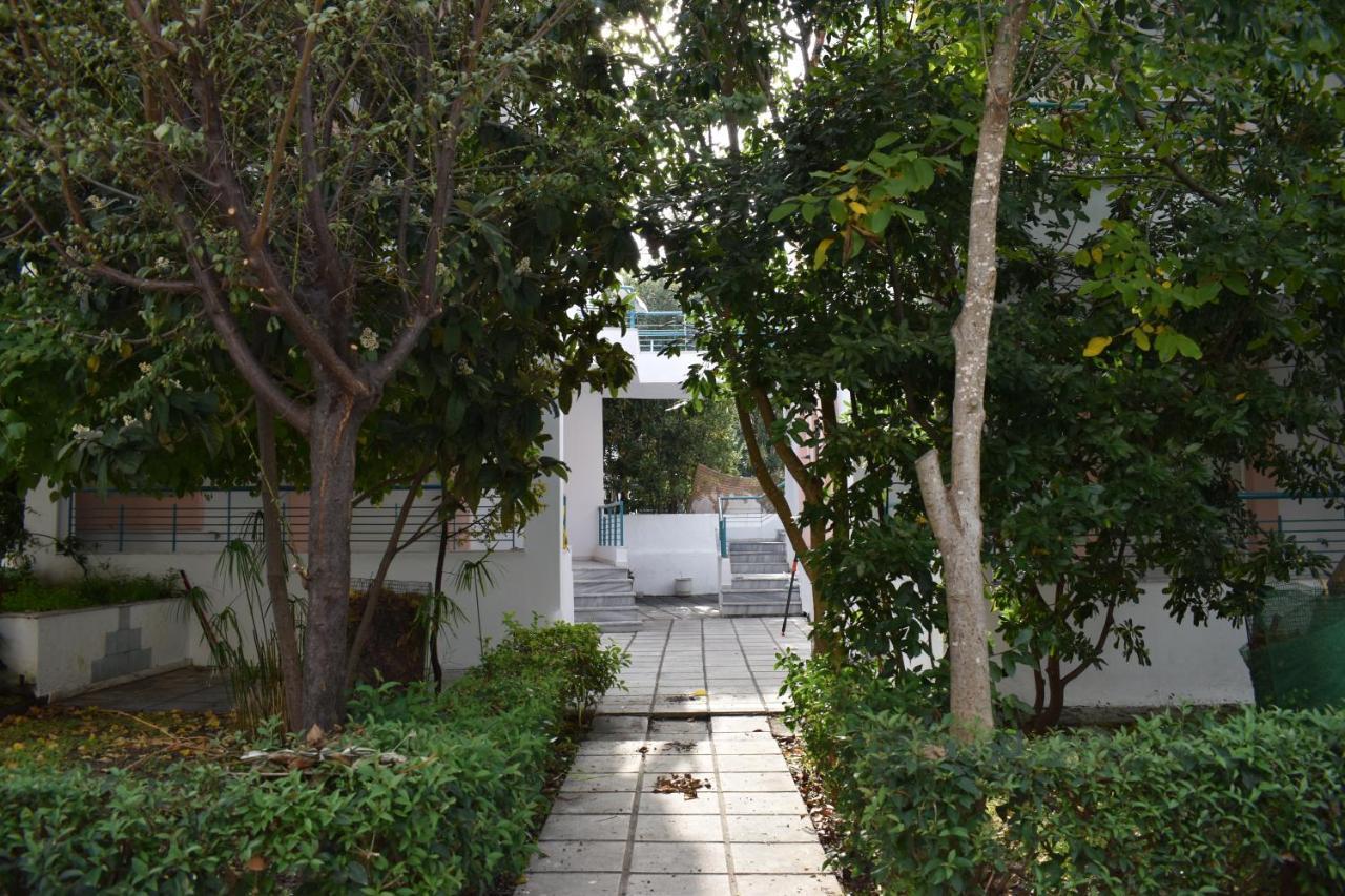 Niki Apartments ポリフロノ エクステリア 写真